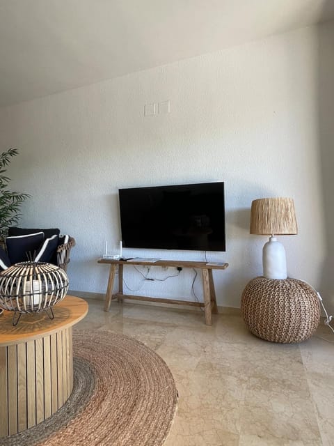 TV and multimedia, Evening entertainment