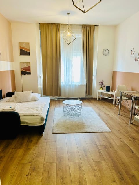 Living room, Photo of the whole room, Bedroom