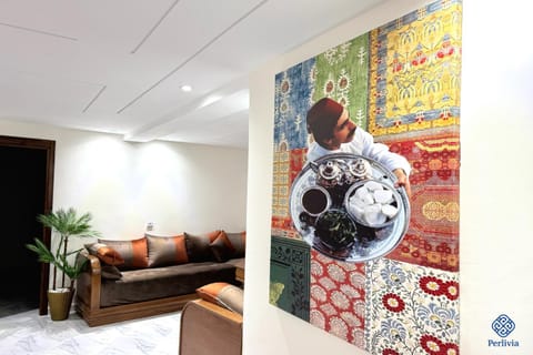 Living room, Decorative detail, Seating area