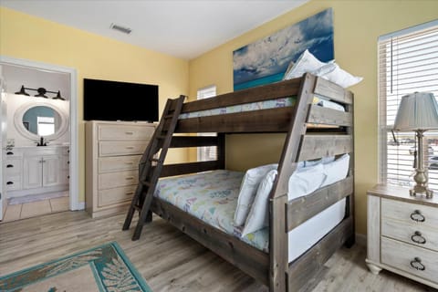 West End Girl - 2940 Bienville House in Dauphin Island