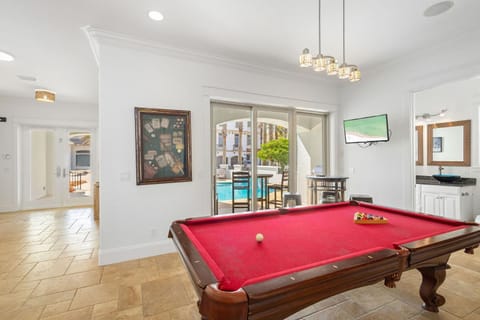 Sandcastle by the Sea - Luxury Home in Gated Community with Gulf Views & Private Pool House in Destin