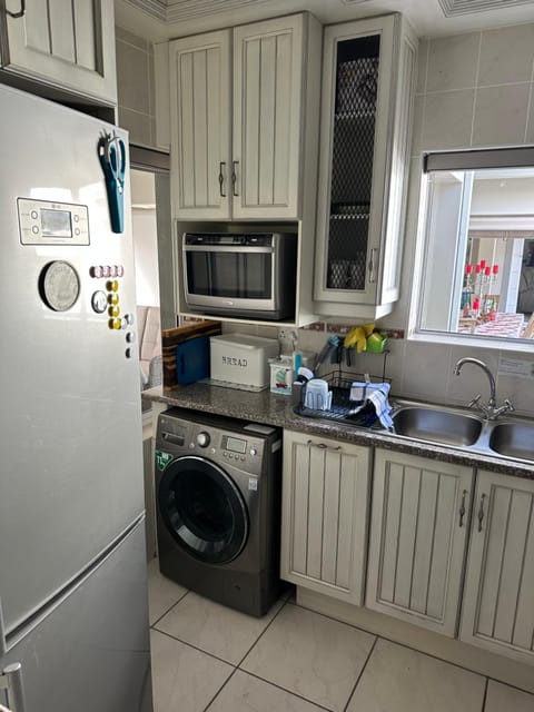 Sea Breeze Apartment in Western Cape