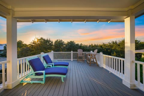 Southern Charm - Luxury Vacation Rental Near the Beach with Community Pool & Amenities House in Rosemary Beach