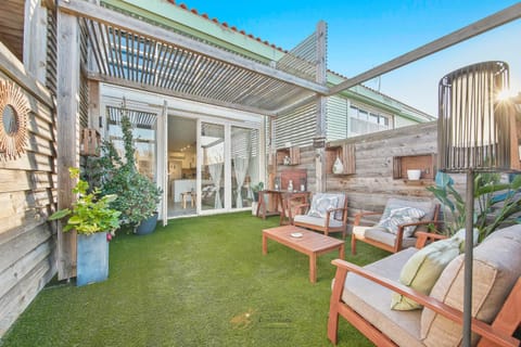 Patio, Day, Garden view