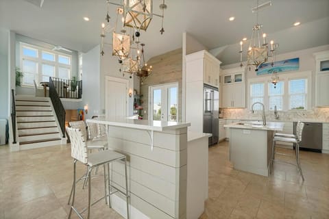 Turquoise by the Gulf - Vacation Home in Destin Near the Beach with Huge Pool House in Destin