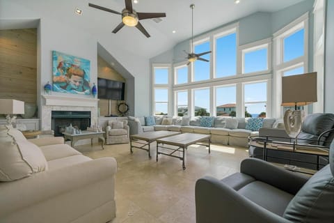 Turquoise by the Gulf - Vacation Home in Destin Near the Beach with Huge Pool House in Destin