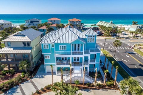Turquoise by the Gulf - Vacation Home in Destin Near the Beach with Huge Pool House in Destin