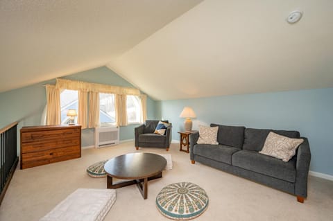 A Snowy Shore House in McHenry