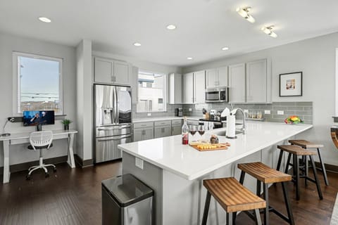 Skyline View-Patio & Fire Pit-Mins to Germantown House in East Nashville