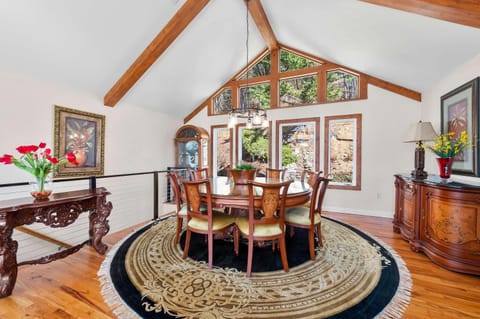 Mountain View Retreat Near Downtown & Biltmore House in Swannanoa