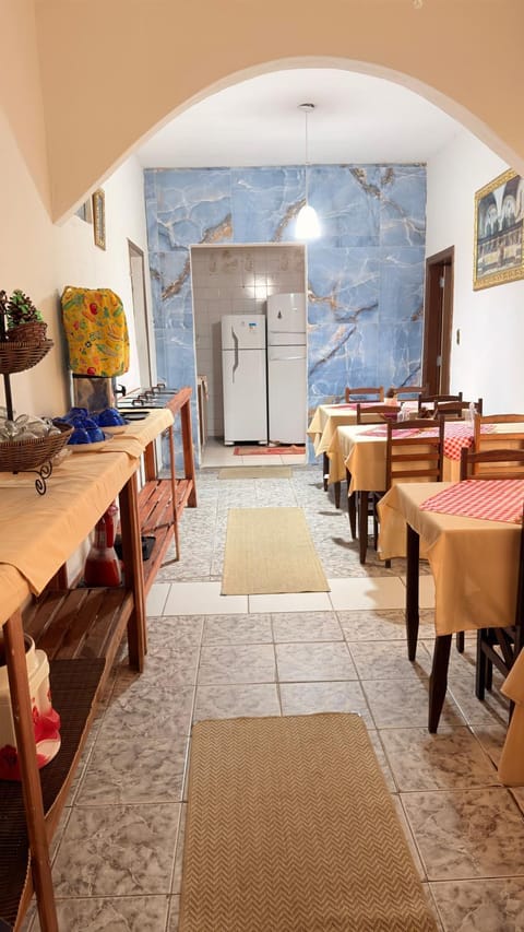 Restaurant/places to eat, Banquet/Function facilities, Seating area