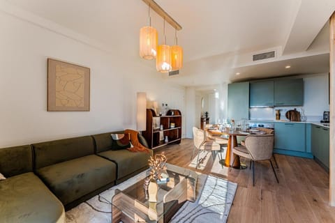 Kitchen or kitchenette, Living room, Dining area