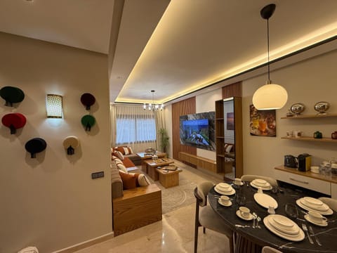 TV and multimedia, Living room, Dining area