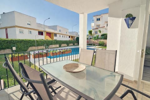 Garden, Balcony/Terrace