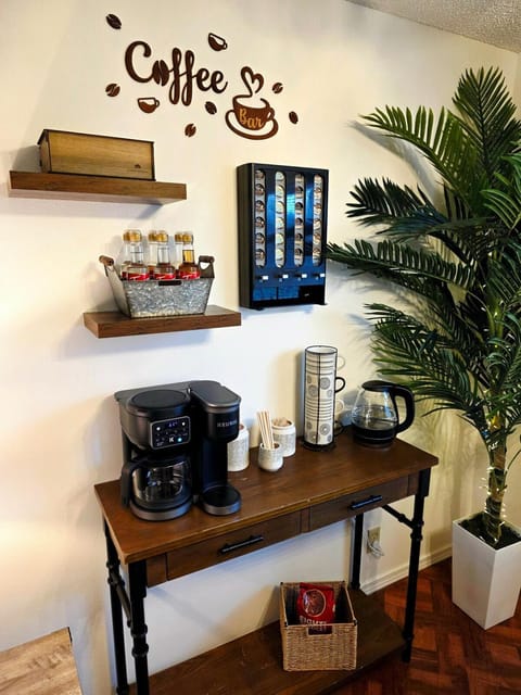 Coffee/tea facilities