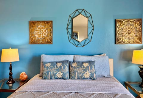Bed, Bedroom