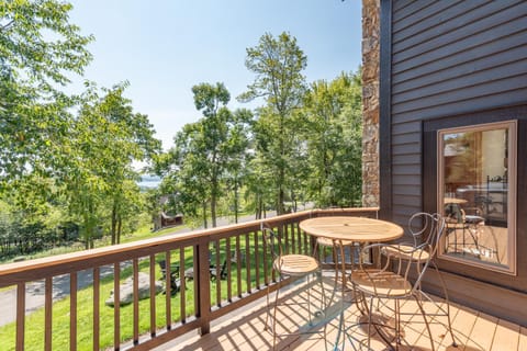 Tips Up Bed and Breakfast in McHenry