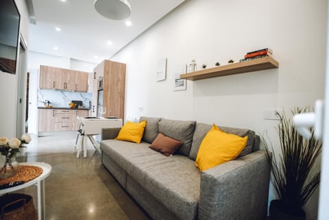 Kitchen or kitchenette, Living room