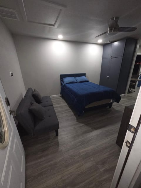 Astonishing studio apartment Apartment in Cypress