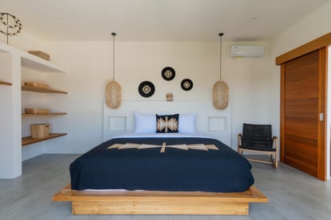 Bed, Bedroom, air conditioner