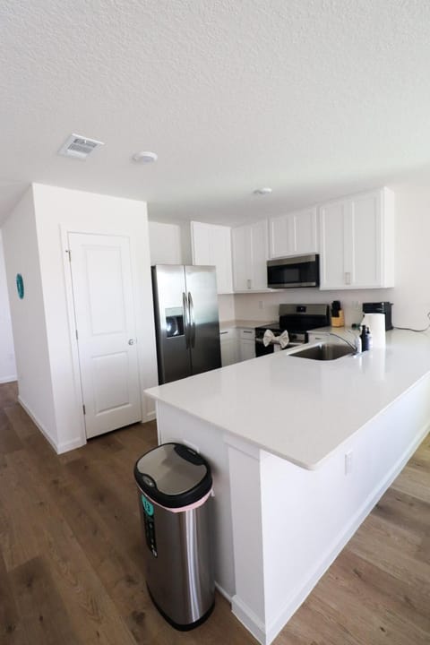 Cozy 4BR Panama City Retreat! Games & Beach Gear! House in Lynn Haven