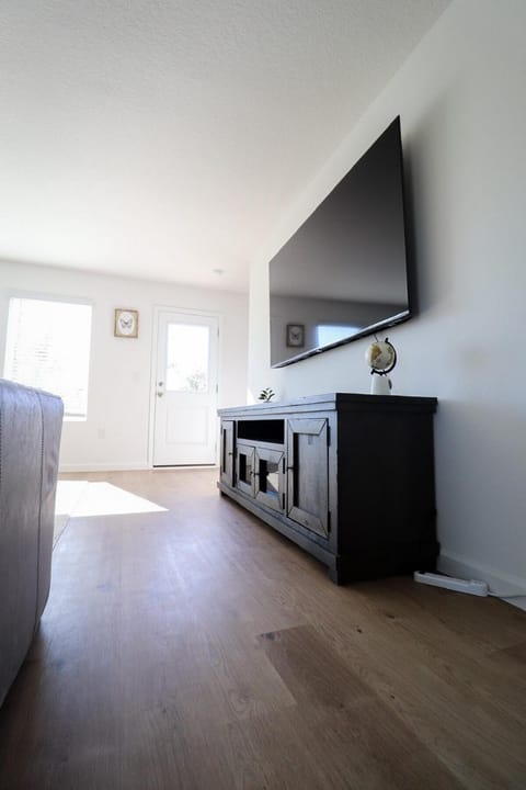 Cozy 4BR Panama City Retreat! Games & Beach Gear! House in Lynn Haven