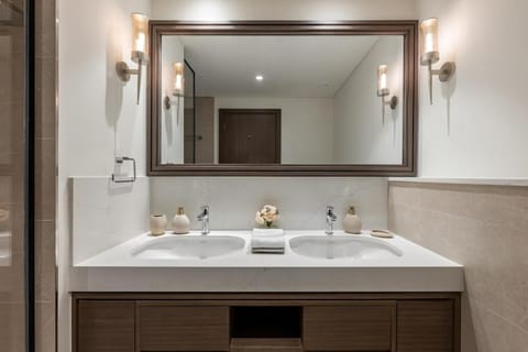 Ultimate Beachfront family home with panoram views! Apartment in Dubai