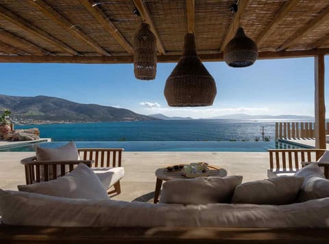 View (from property/room), Balcony/Terrace, Sea view, Swimming pool
