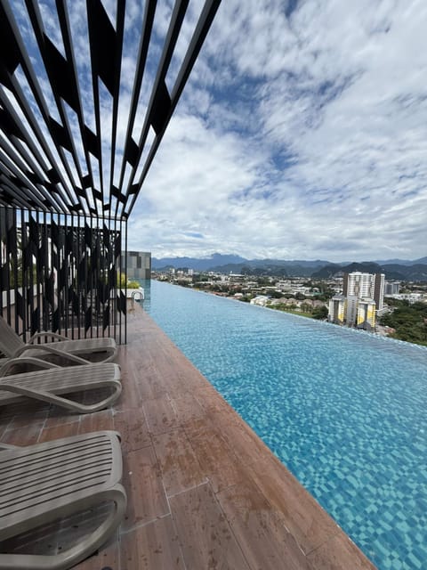 Swimming pool, Swimming pool