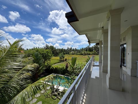 View (from property/room), Balcony/Terrace