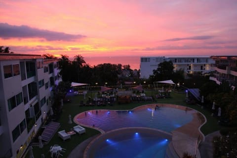 Natural landscape, Pool view, Sea view, Swimming pool, Swimming pool, Sunrise