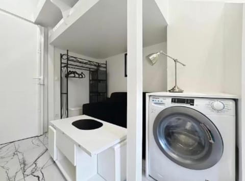 Studio Cosy stade de Franche et Metro Ideal Professionnels & Couples Apartment in Saint-Denis, France