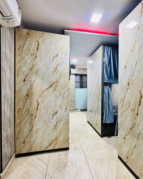 Property building, Lobby or reception