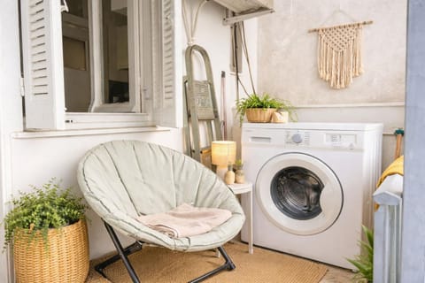 Last Floor Flat Apartment in Athens