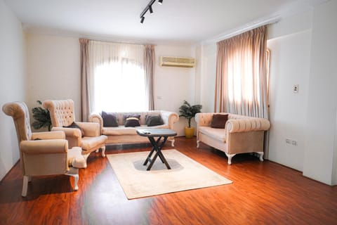 Living room, Seating area, air conditioner