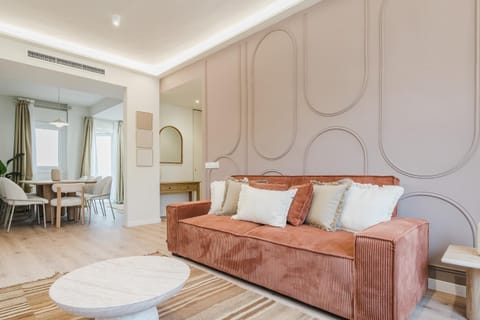 Communal lounge/ TV room, Living room