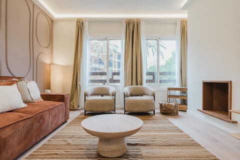 Communal lounge/ TV room, Living room