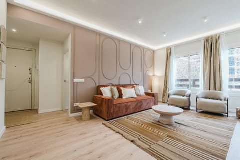 Communal lounge/ TV room, Living room