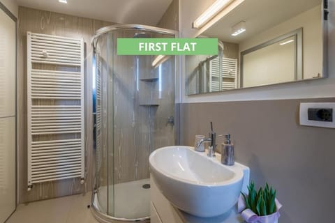 Navigli-Duomo - Two Independent Flats Apartment in Milan