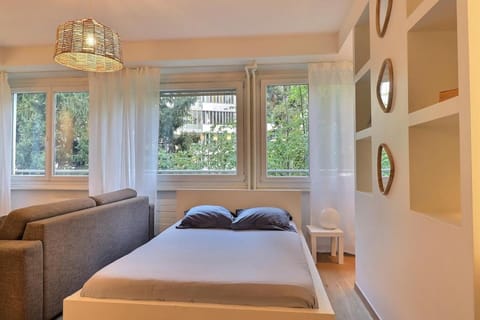 Studio in Champel, 5min to CEVA Apartment in Geneva