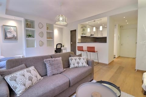 Studio in Champel, 5min to CEVA Apartment in Geneva