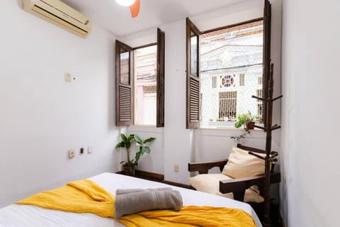 360 SUH Catete 04 Family House Apartment in Rio de Janeiro