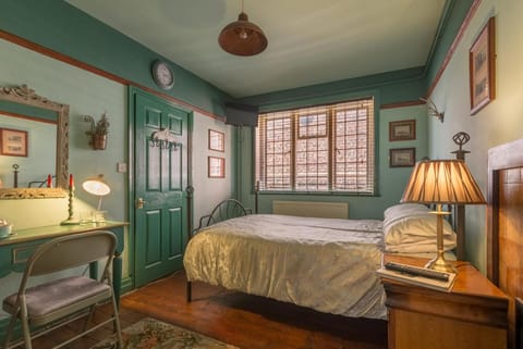 Golden Eagle Inn in Chester