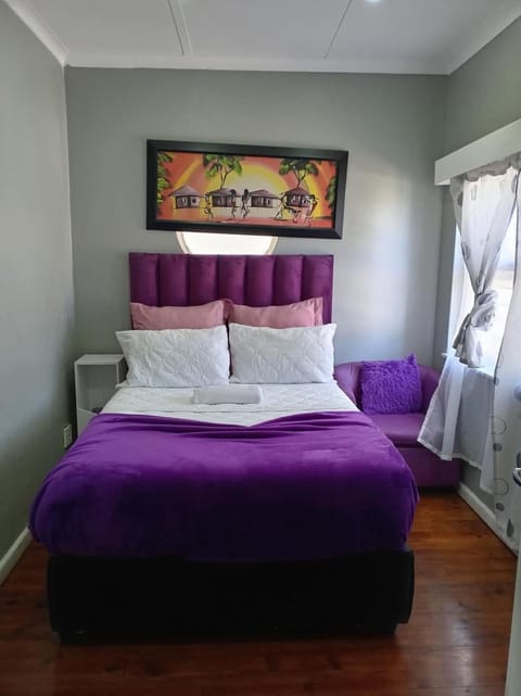 ABC GUEST HOUSEs BELLEVILLE Bed and Breakfast in Cape Town