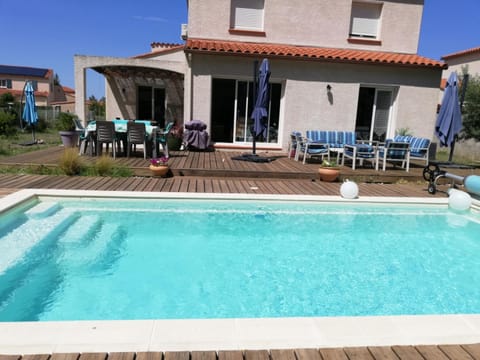 Patio, Swimming pool