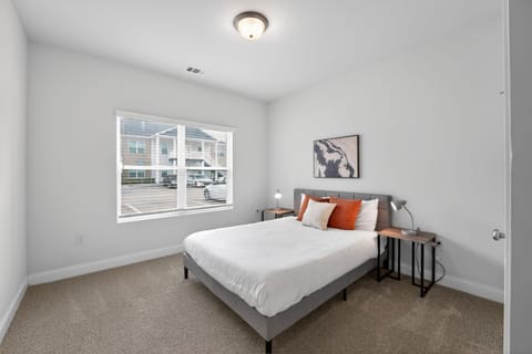 Stylish apartment with open living space Apartment in Savannah