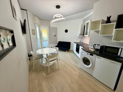 Lake & Pool - Sirmione and Peschiera del Garda Apartment in Peschiera del Garda