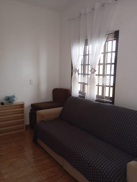 J U N Q U E I R A i House in Mangaratiba