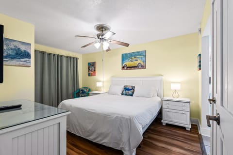 Summit 1417 Beach Resort - Amazing Balcony Views House in Upper Grand Lagoon