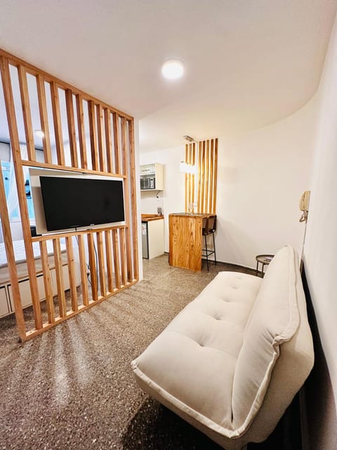 Communal lounge/ TV room, TV and multimedia, Living room, Seating area